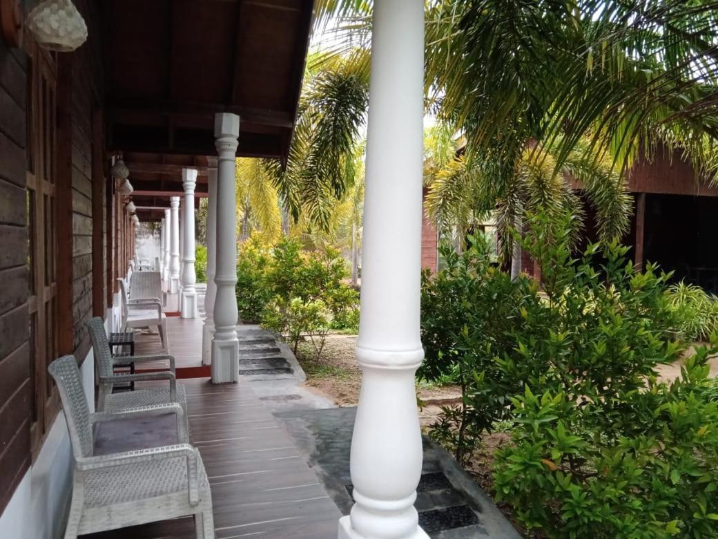 Elegant Green Beach Resort Trincomalee Eksteriør bilde