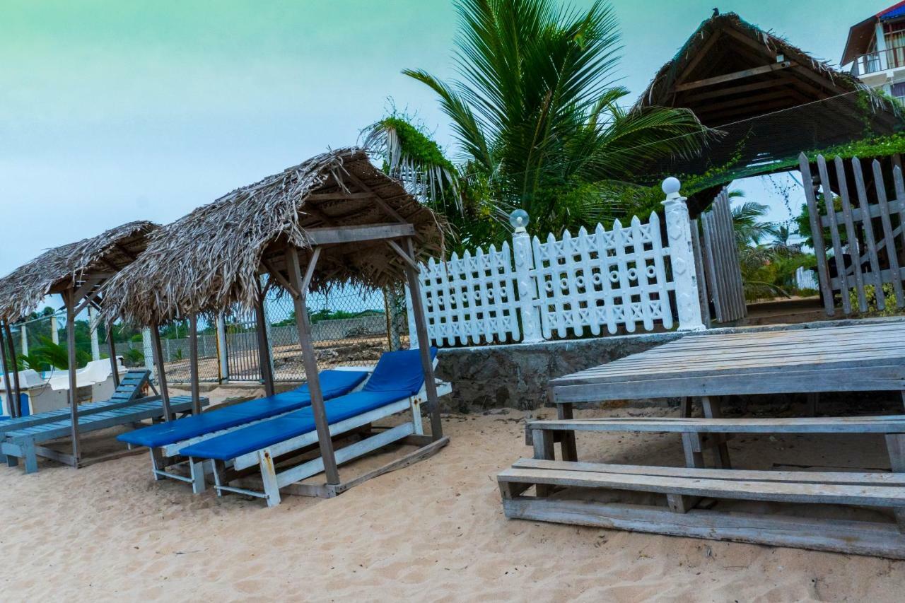 Elegant Green Beach Resort Trincomalee Eksteriør bilde